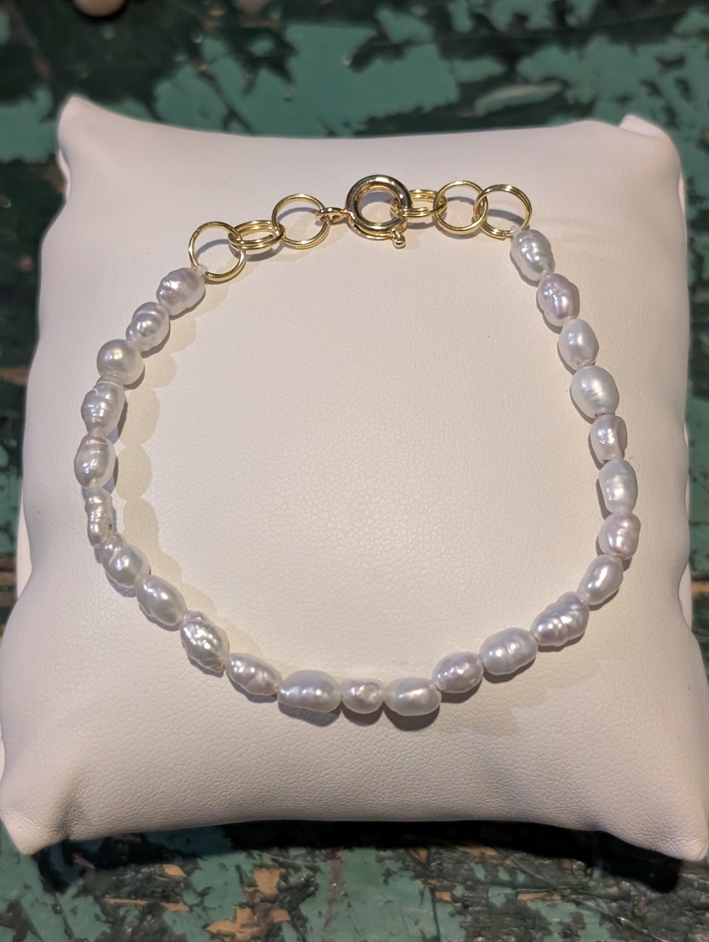 Handmade Freshwater Pearl Bracelet - Petite 6.5 Inch